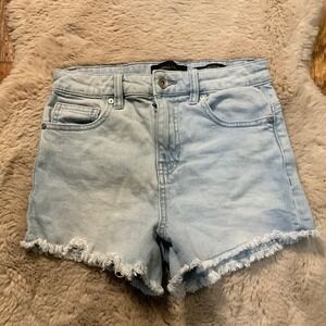 Kendall & Kylie Shorts The Drifter High Rise Size 3 26 Light Wash Raw Hem Womens